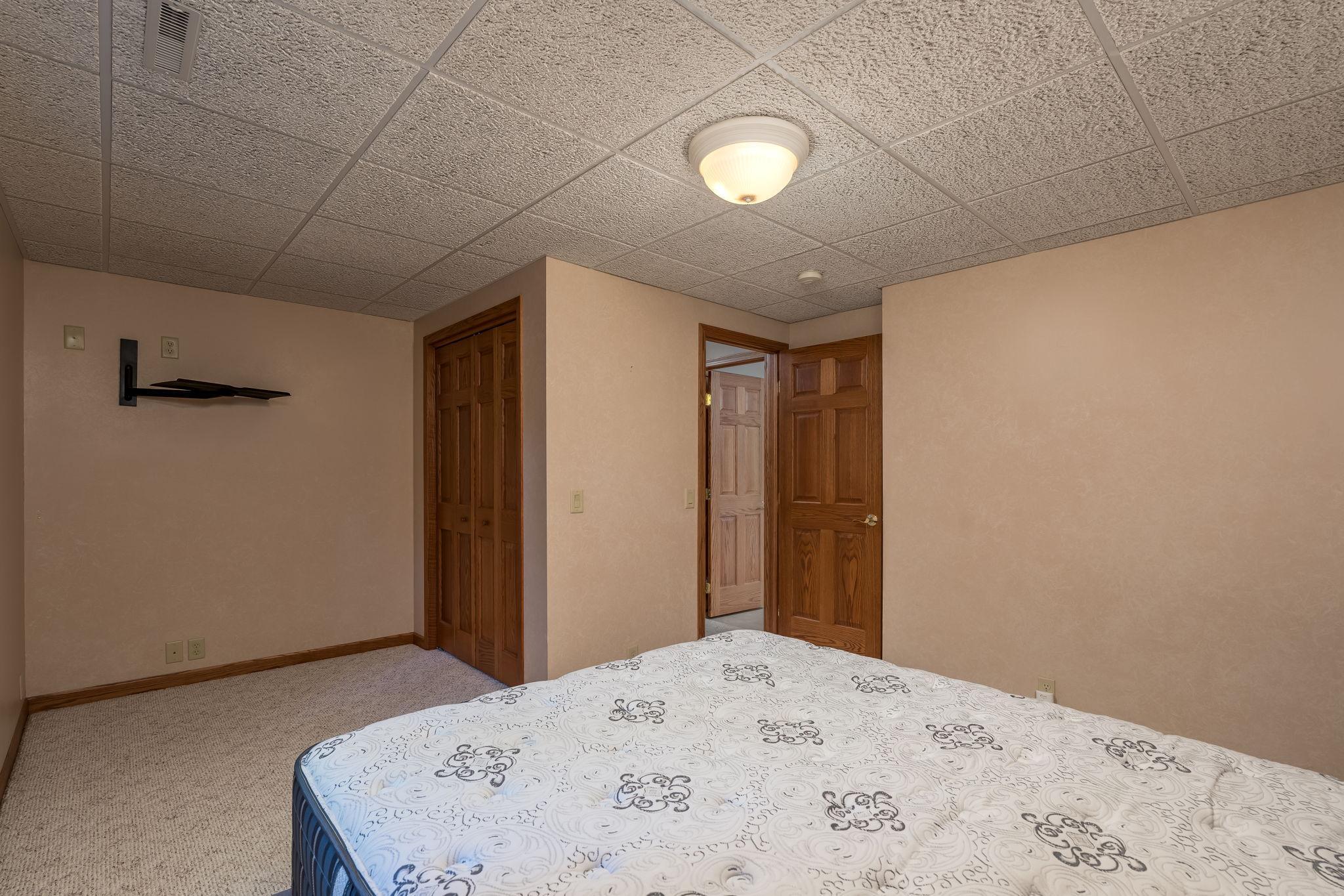 38124 Honeysuckle Lane