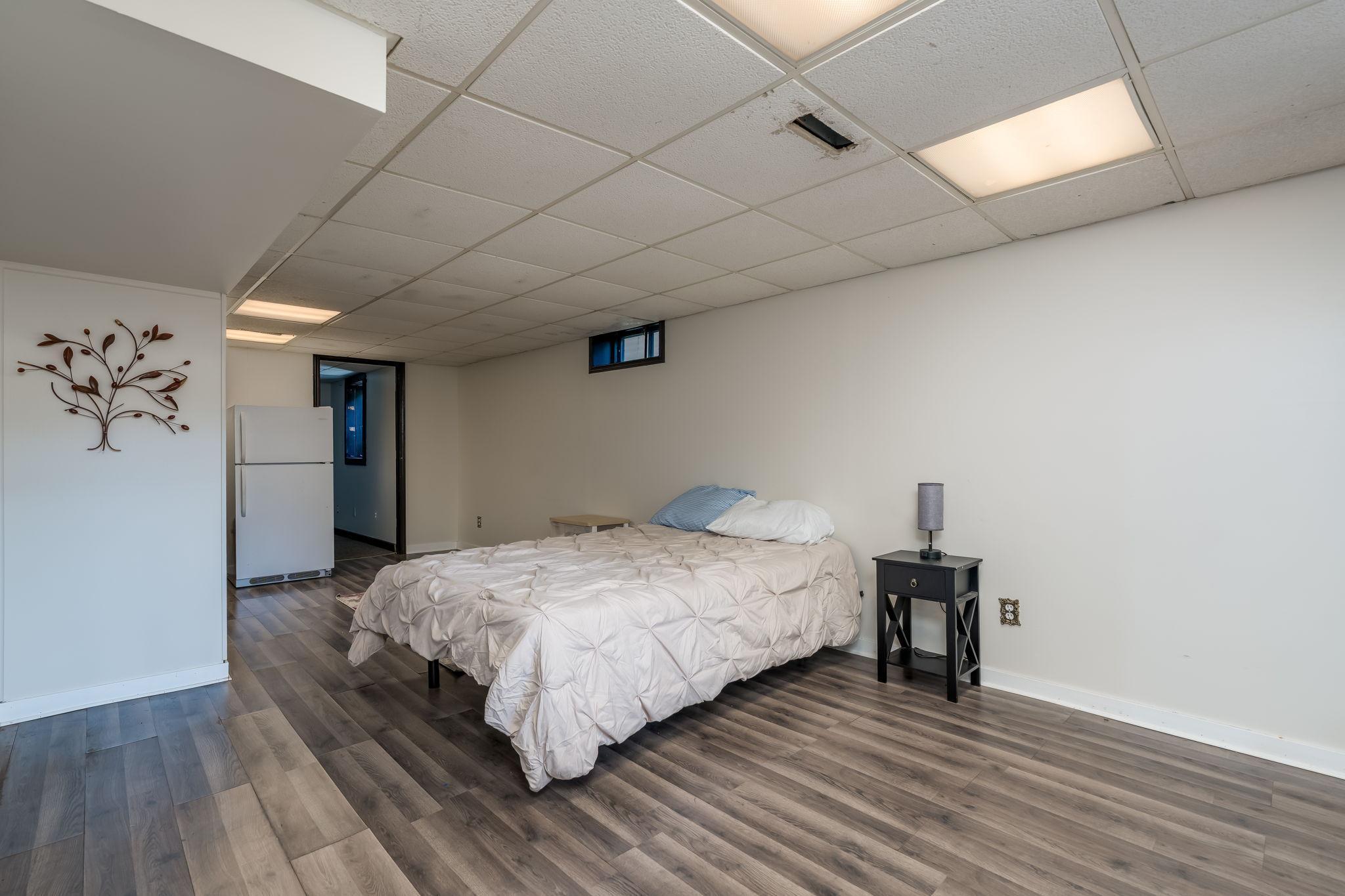 607 Blue Earth Street