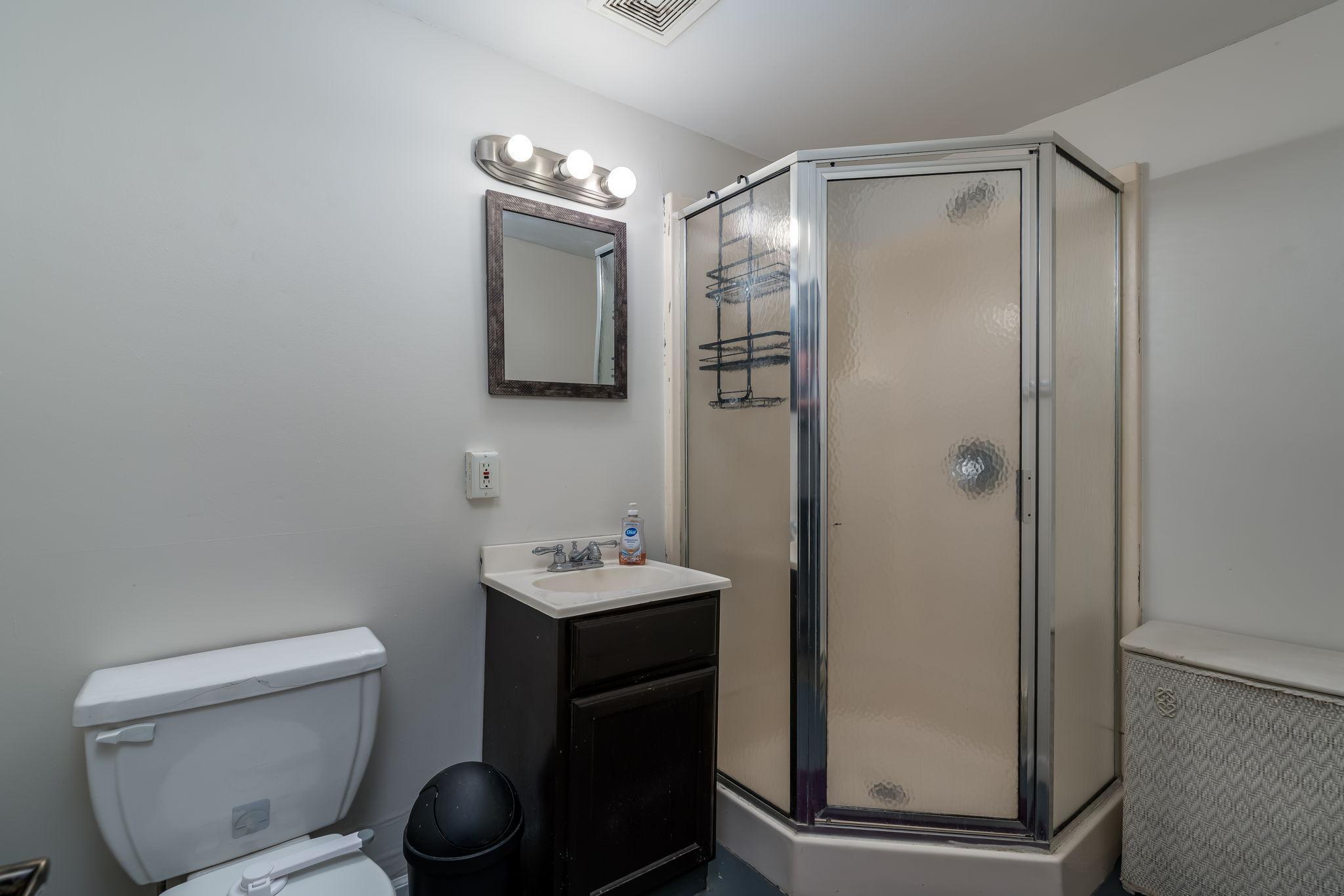 607 Blue Earth Street