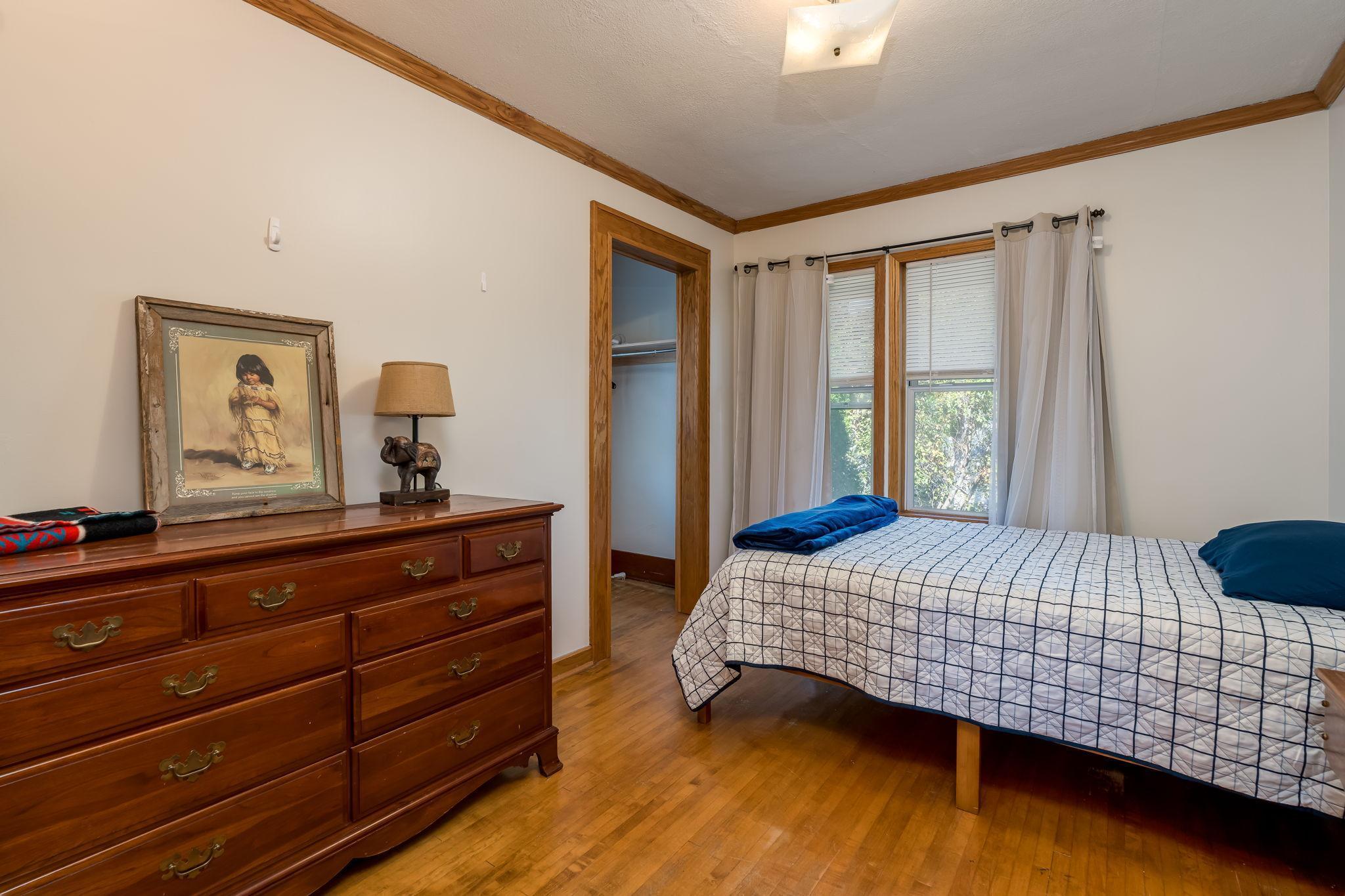 607 Blue Earth Street