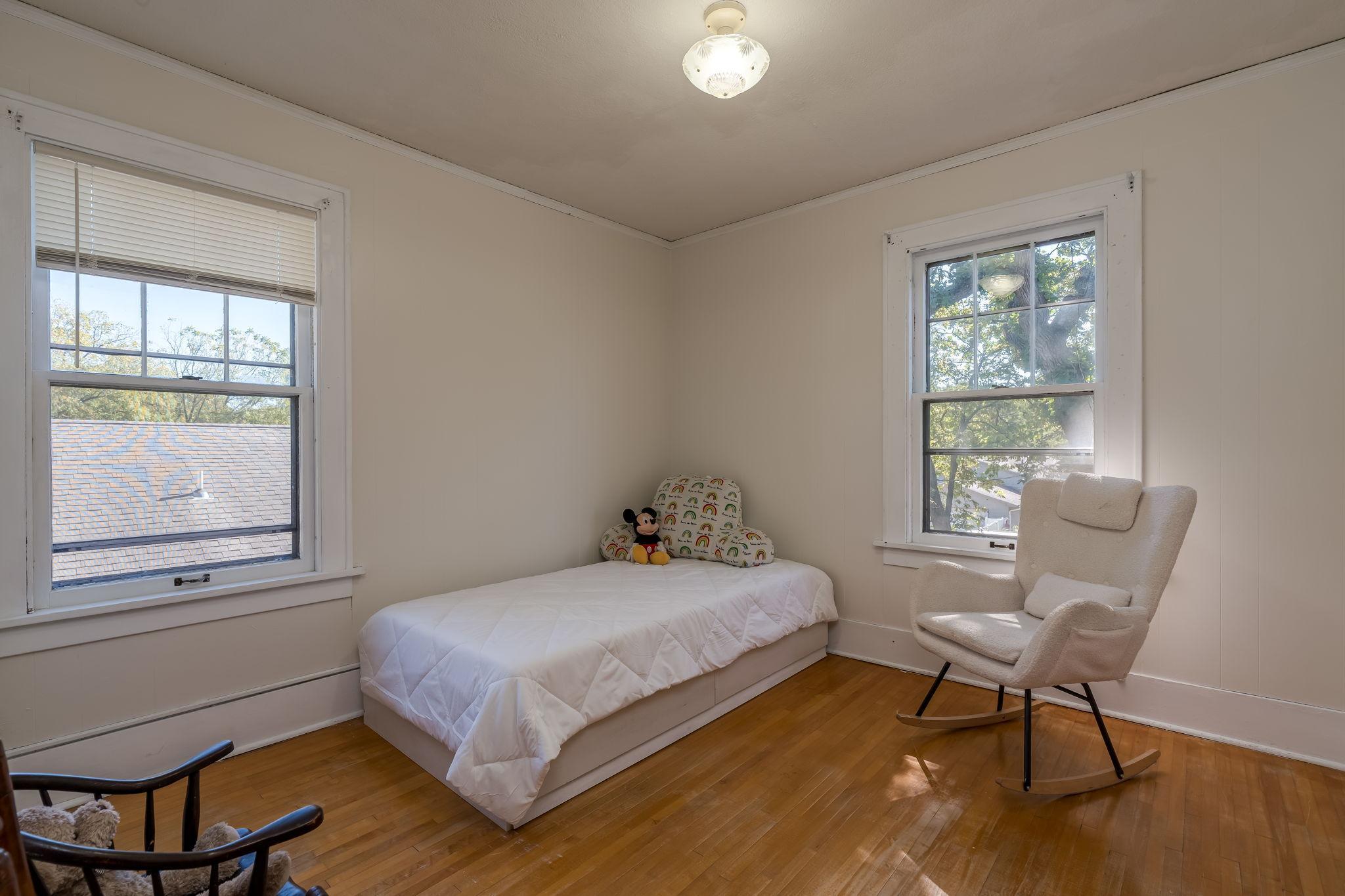 607 Blue Earth Street