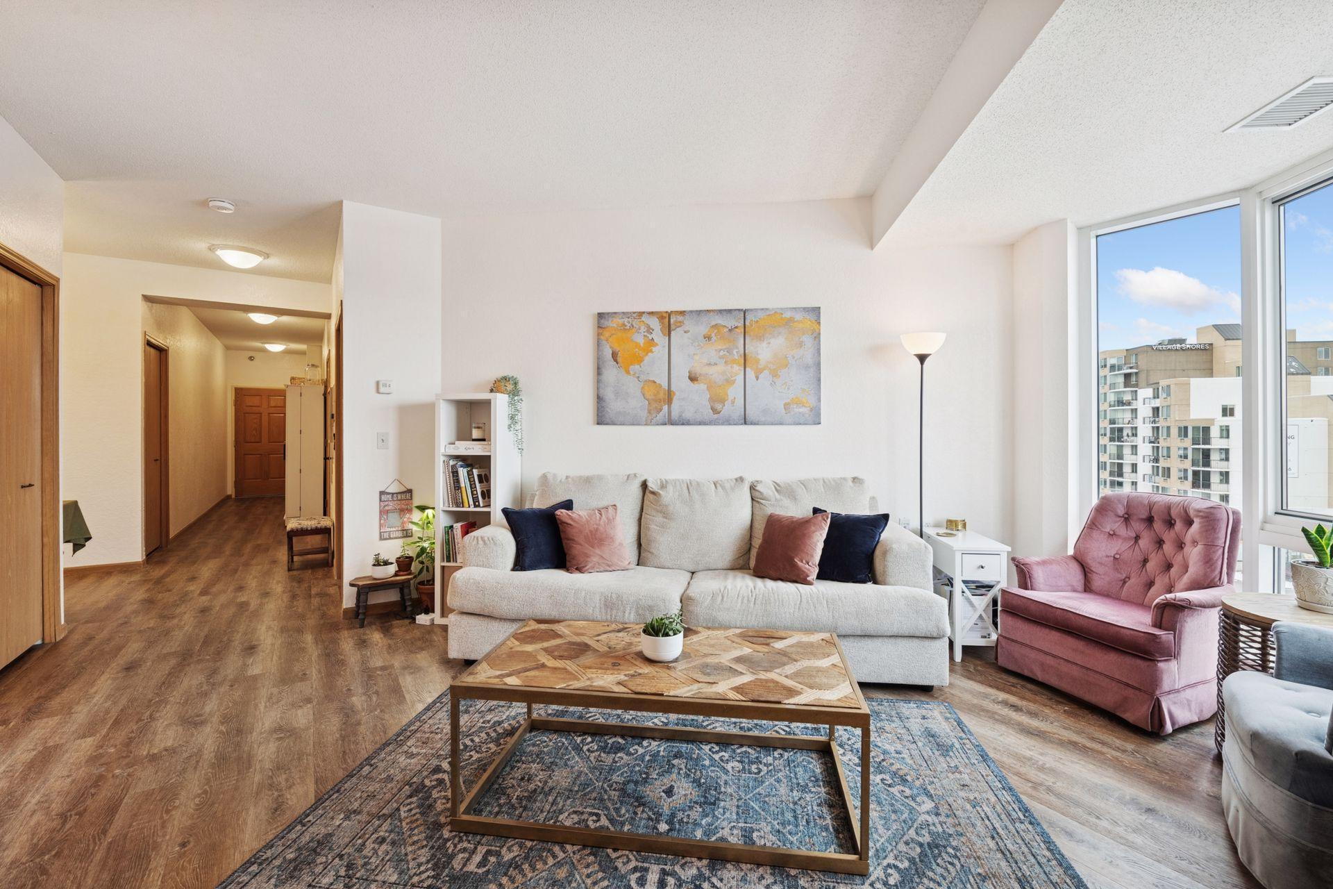 6600 Lyndale Avenue S Unit: 400