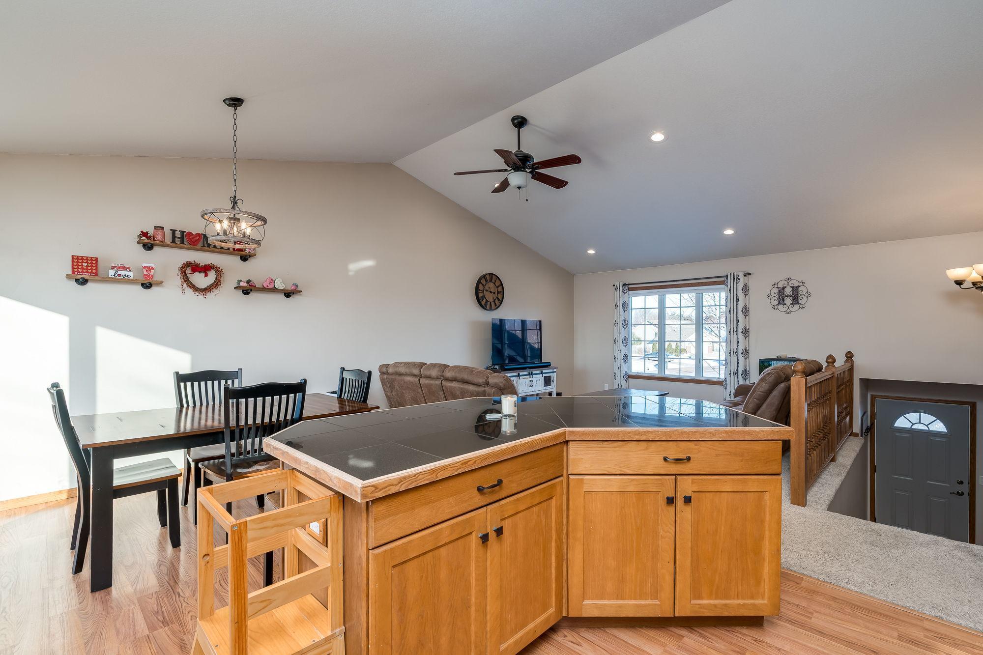 228 Grovebrook Circle