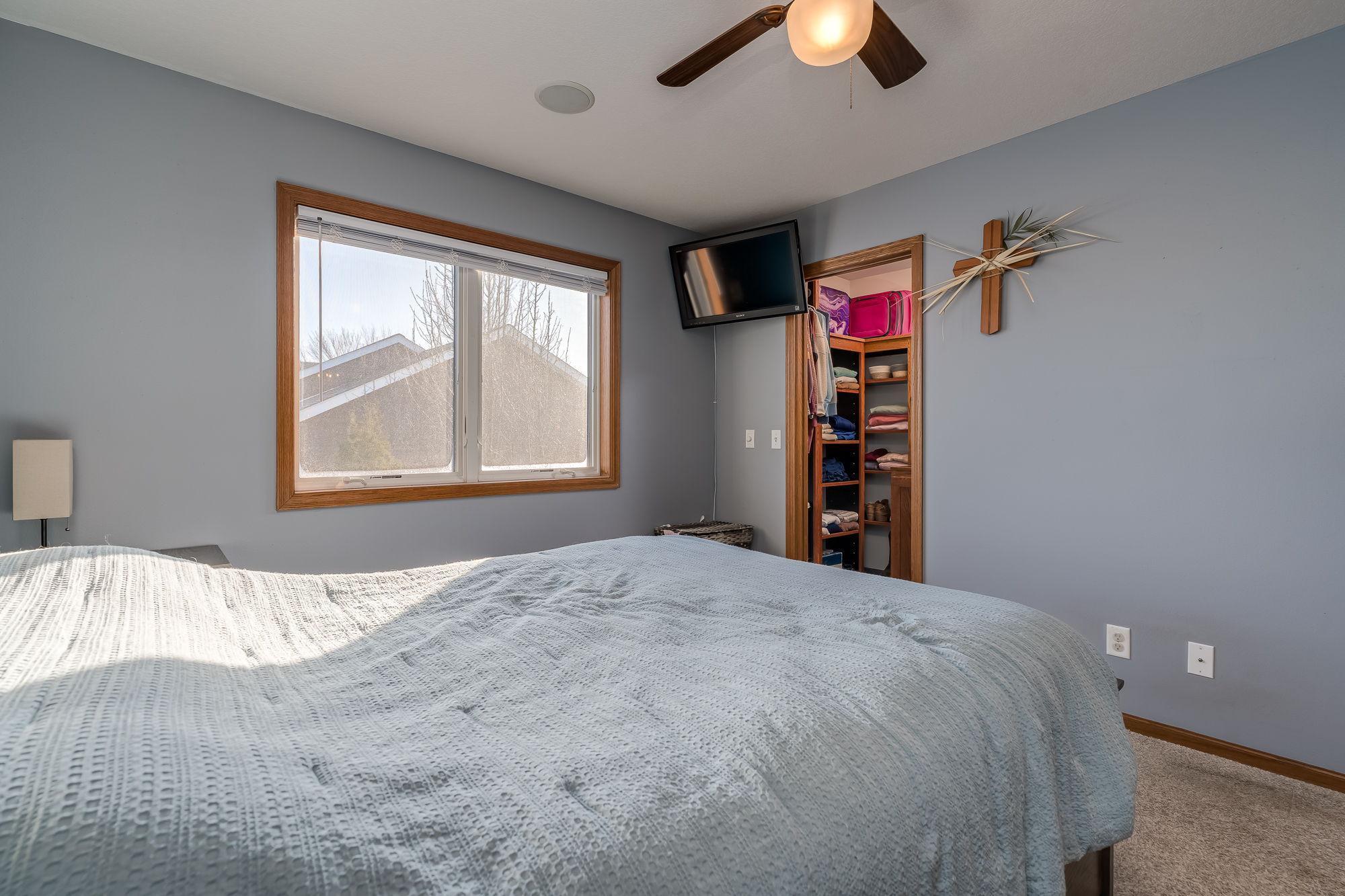 228 Grovebrook Circle