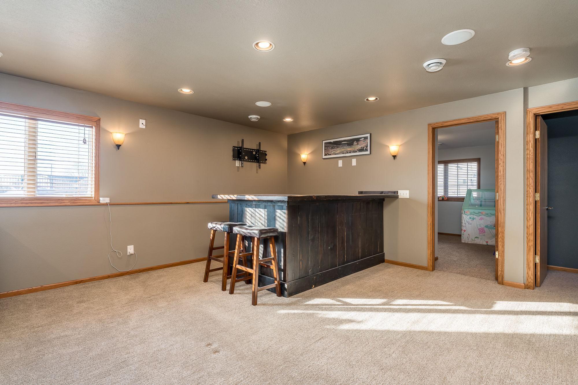 228 Grovebrook Circle