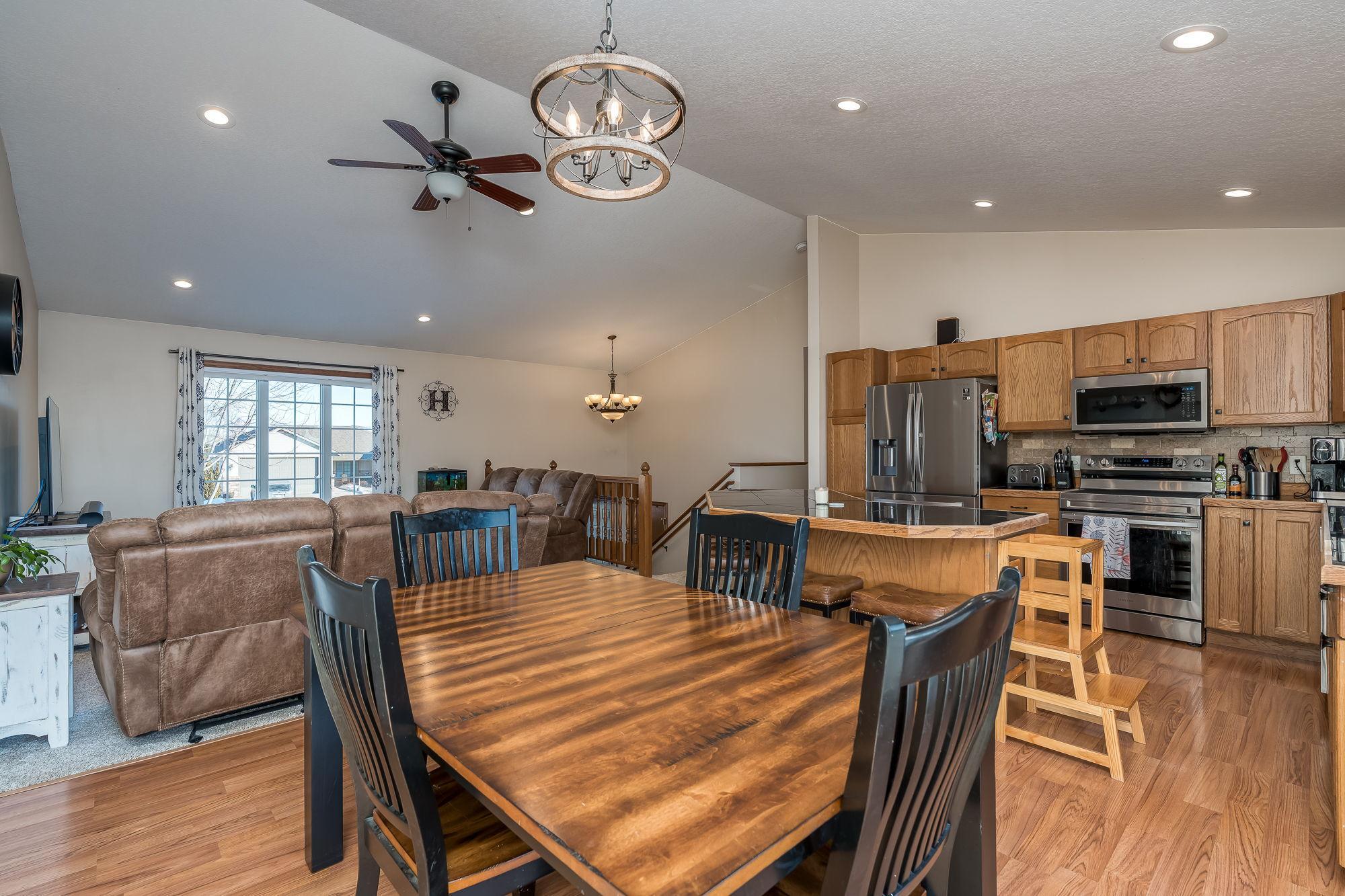 228 Grovebrook Circle