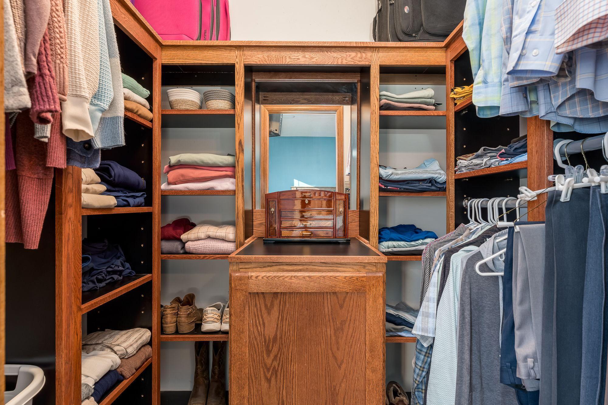 228 Grovebrook Circle