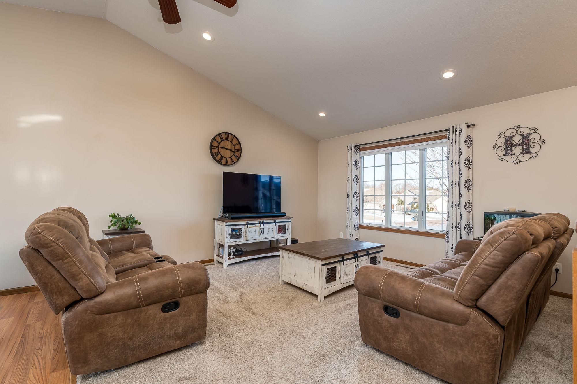 228 Grovebrook Circle