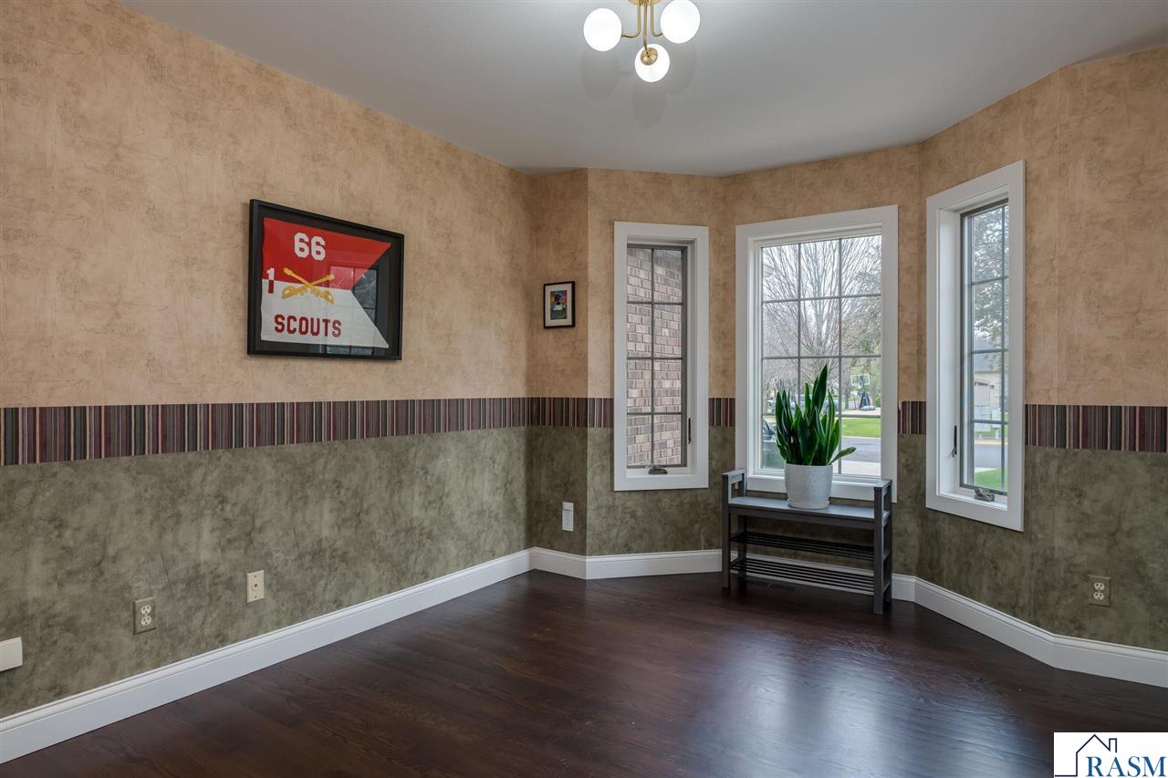 2275 Northridge Drive