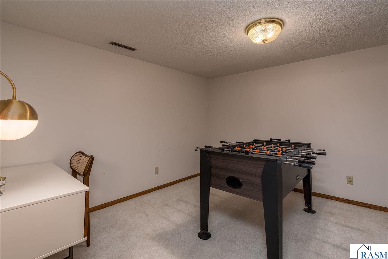 2275 Northridge Drive