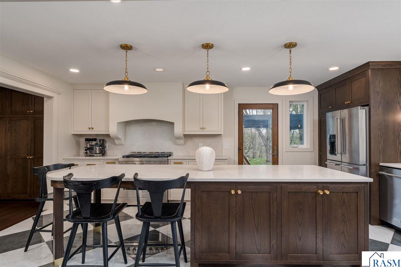 2275 Northridge Drive