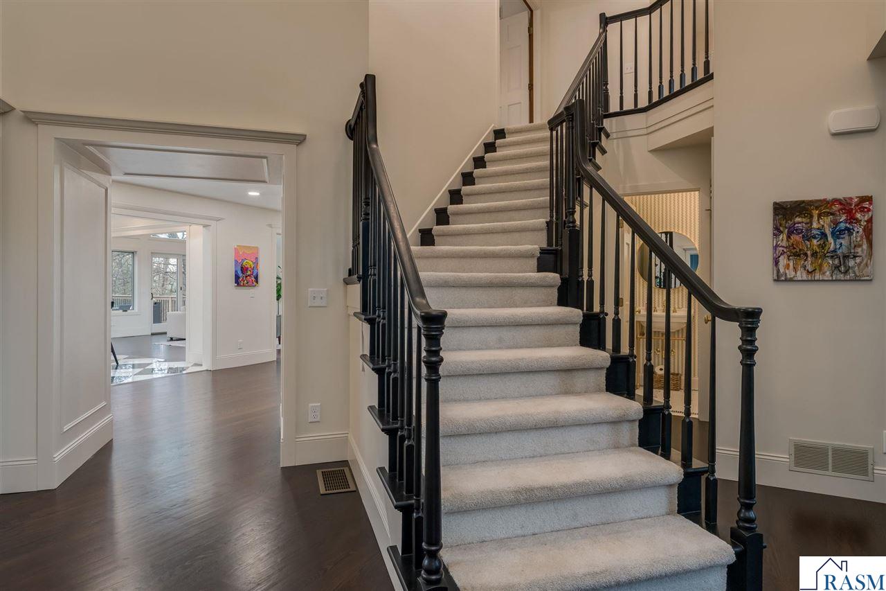 2275 Northridge Drive