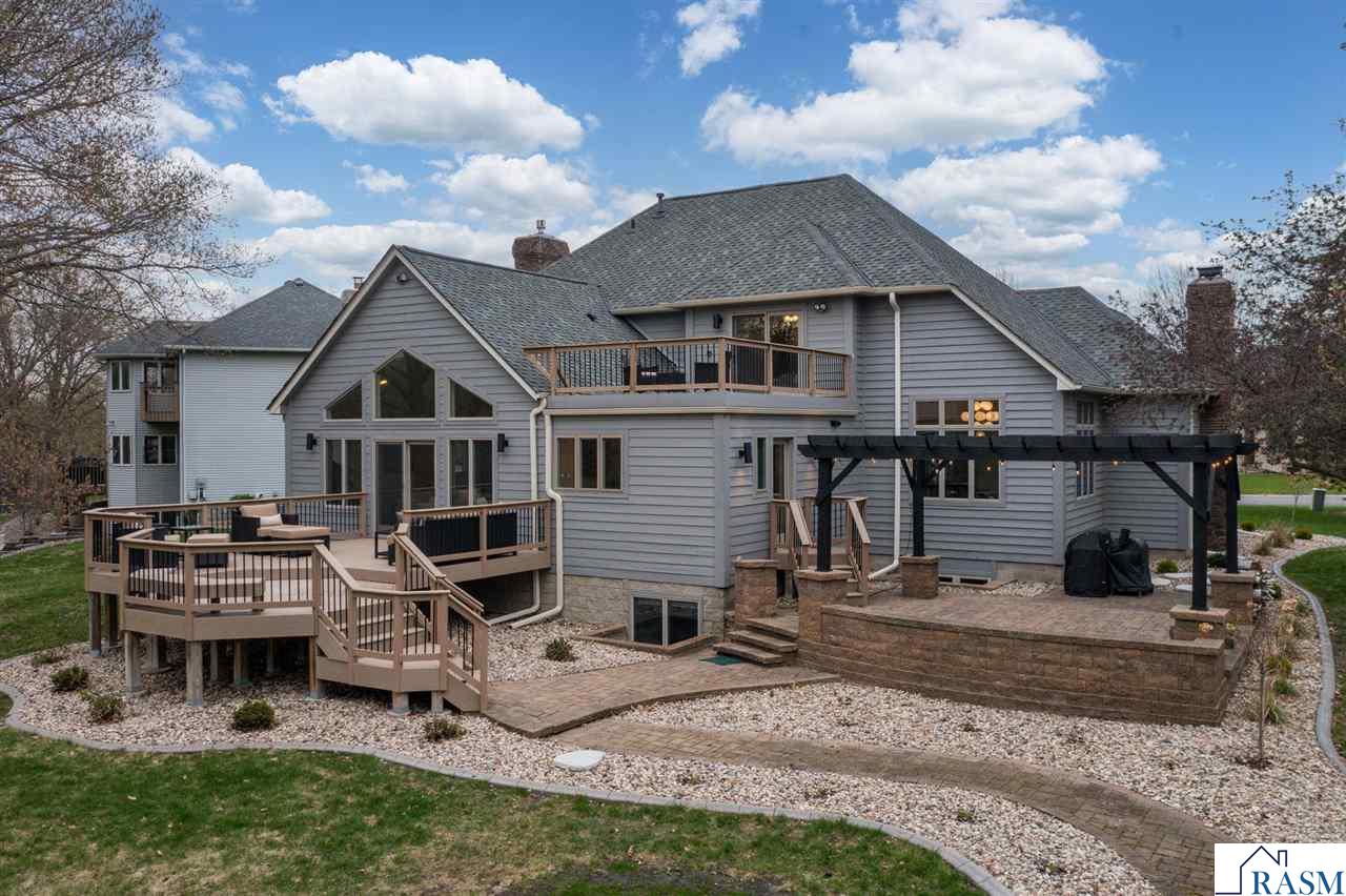 2275 Northridge Drive