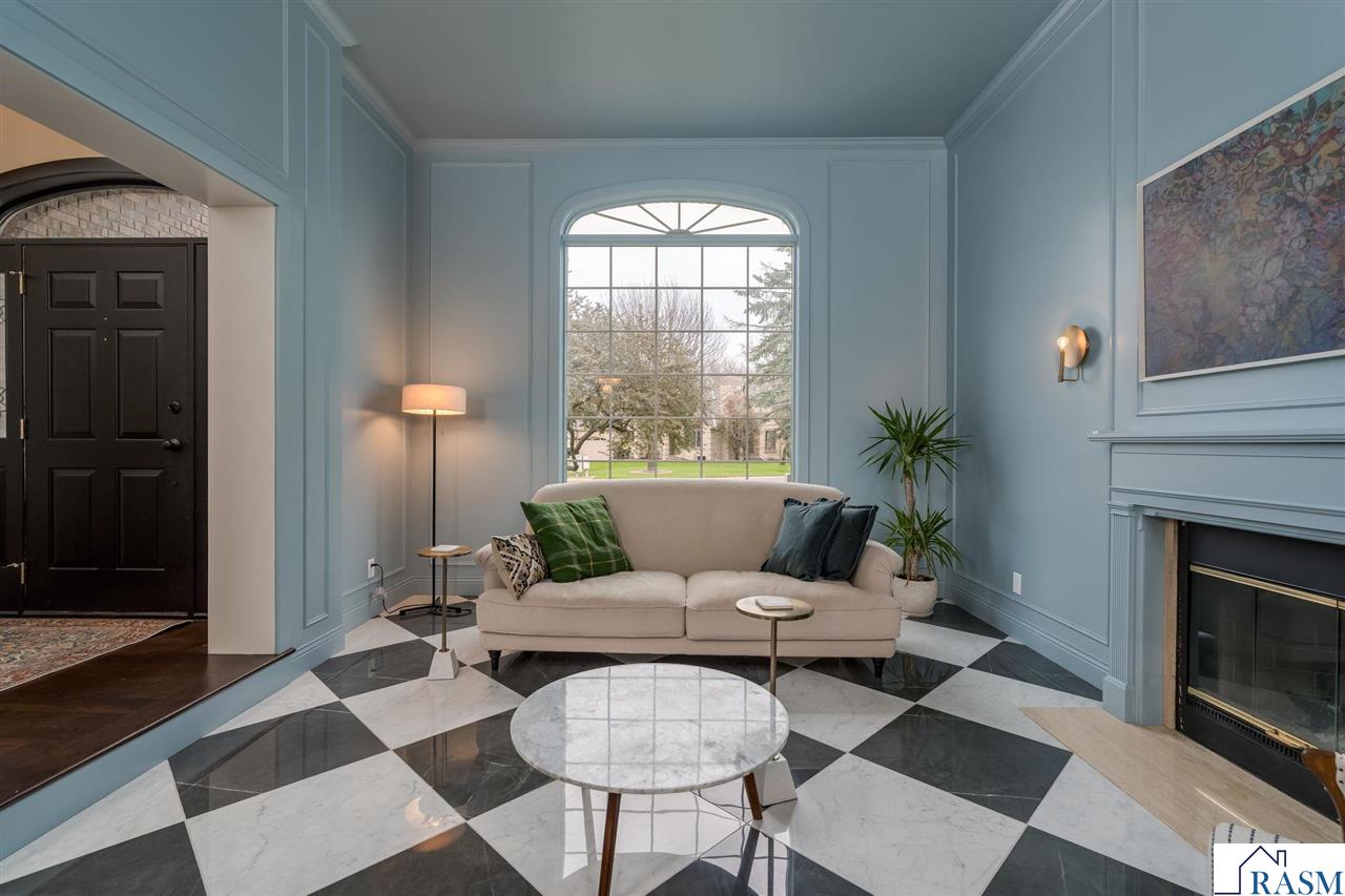 2275 Northridge Drive