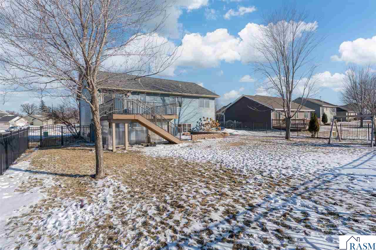 228 Grovebrook Circle