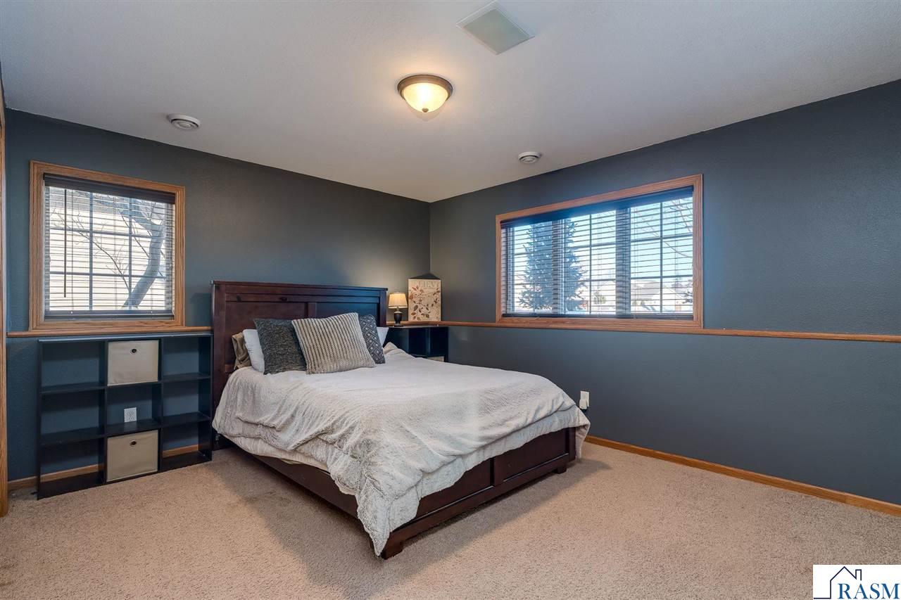 228 Grovebrook Circle