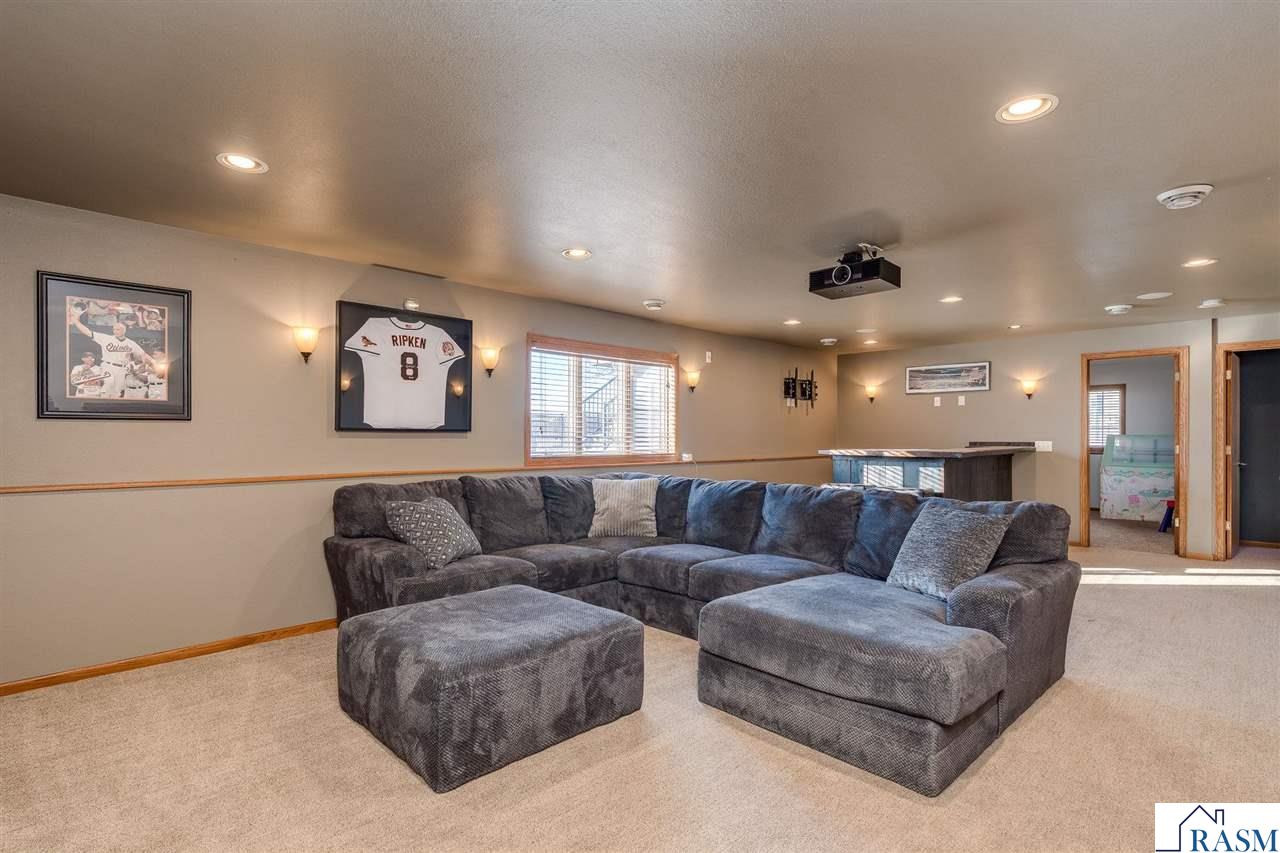 228 Grovebrook Circle