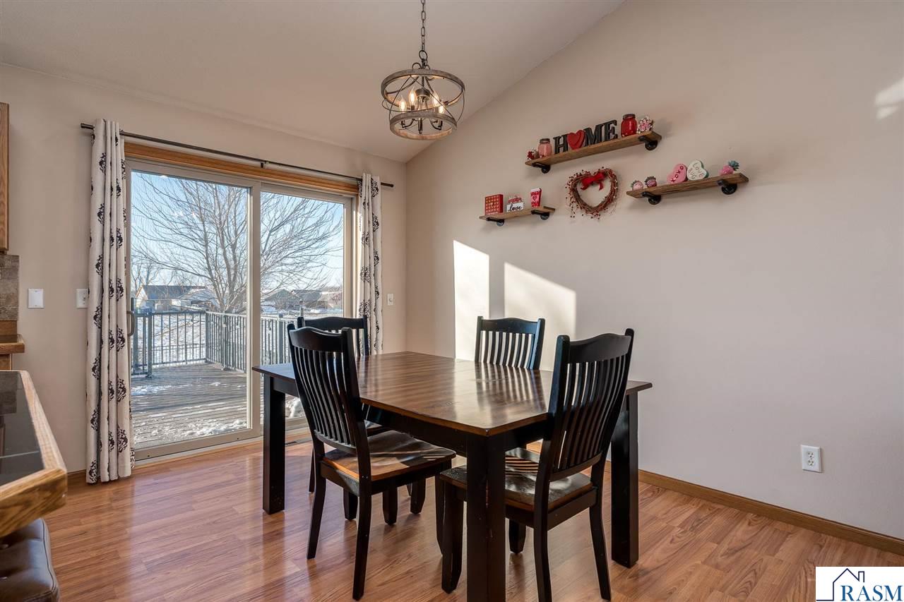 228 Grovebrook Circle