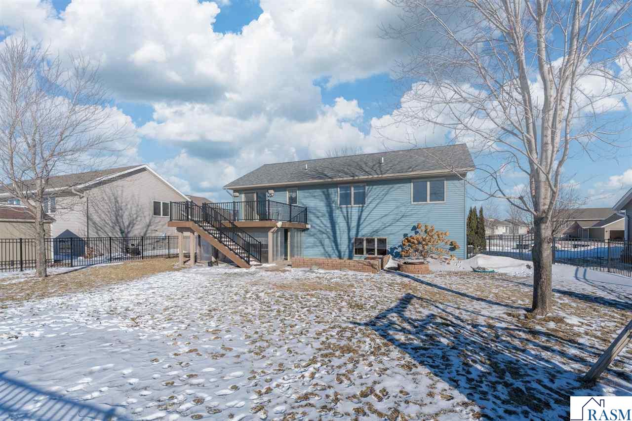 228 Grovebrook Circle