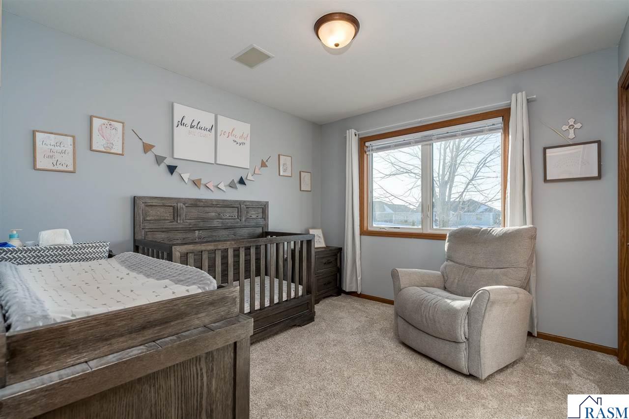 228 Grovebrook Circle