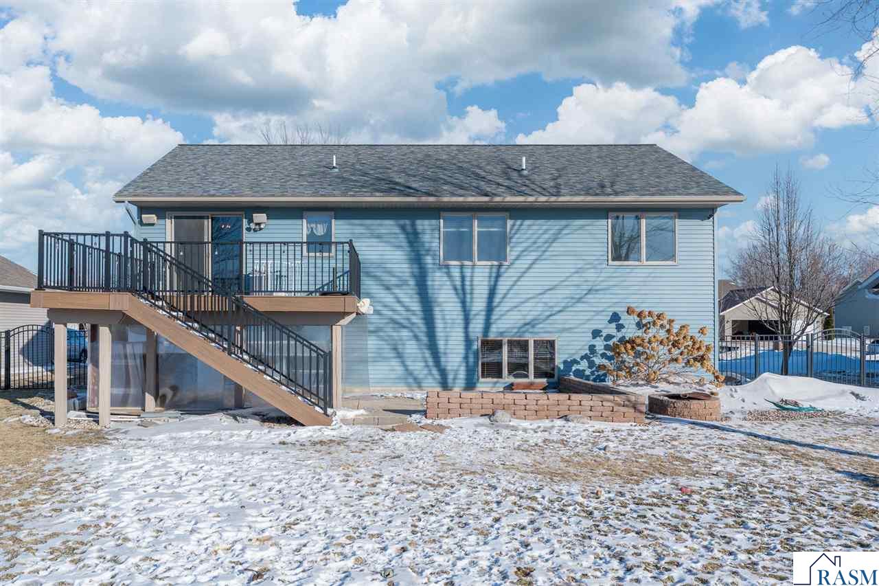 228 Grovebrook Circle