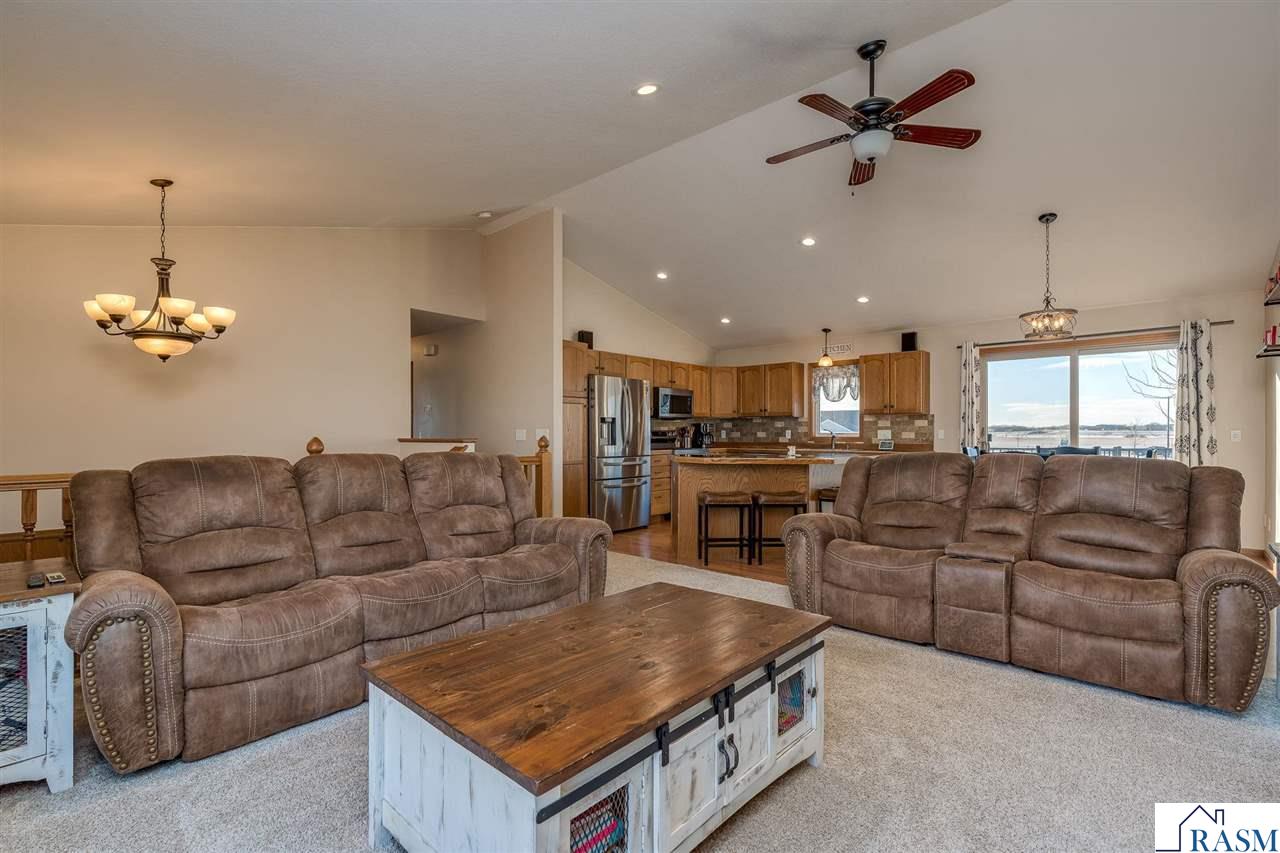 228 Grovebrook Circle