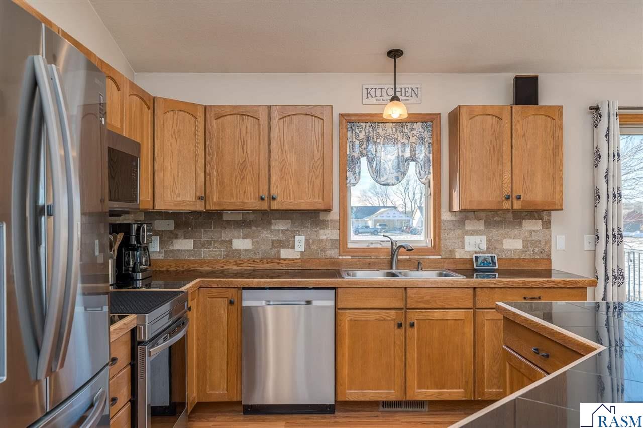 228 Grovebrook Circle