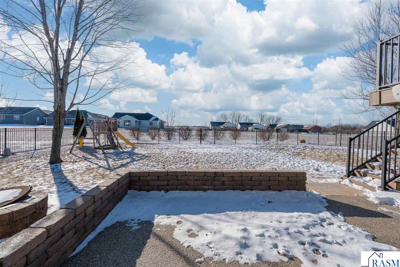 228 Grovebrook Circle