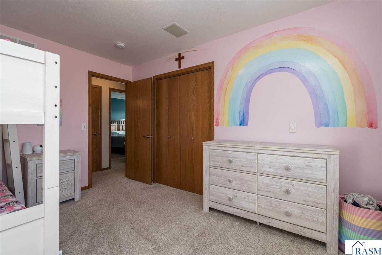 228 Grovebrook Circle