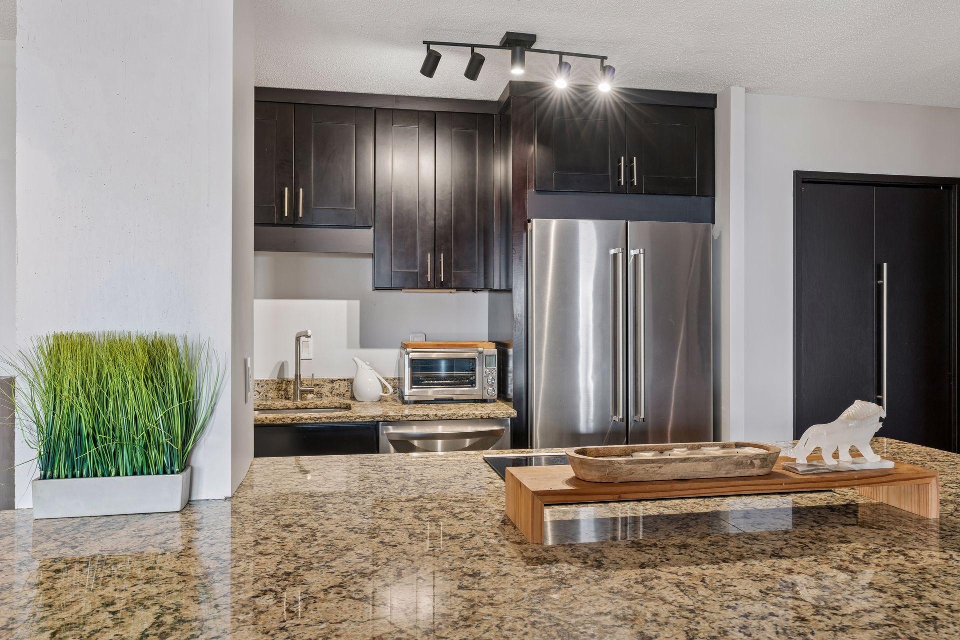 400 Groveland Avenue Unit: 1714