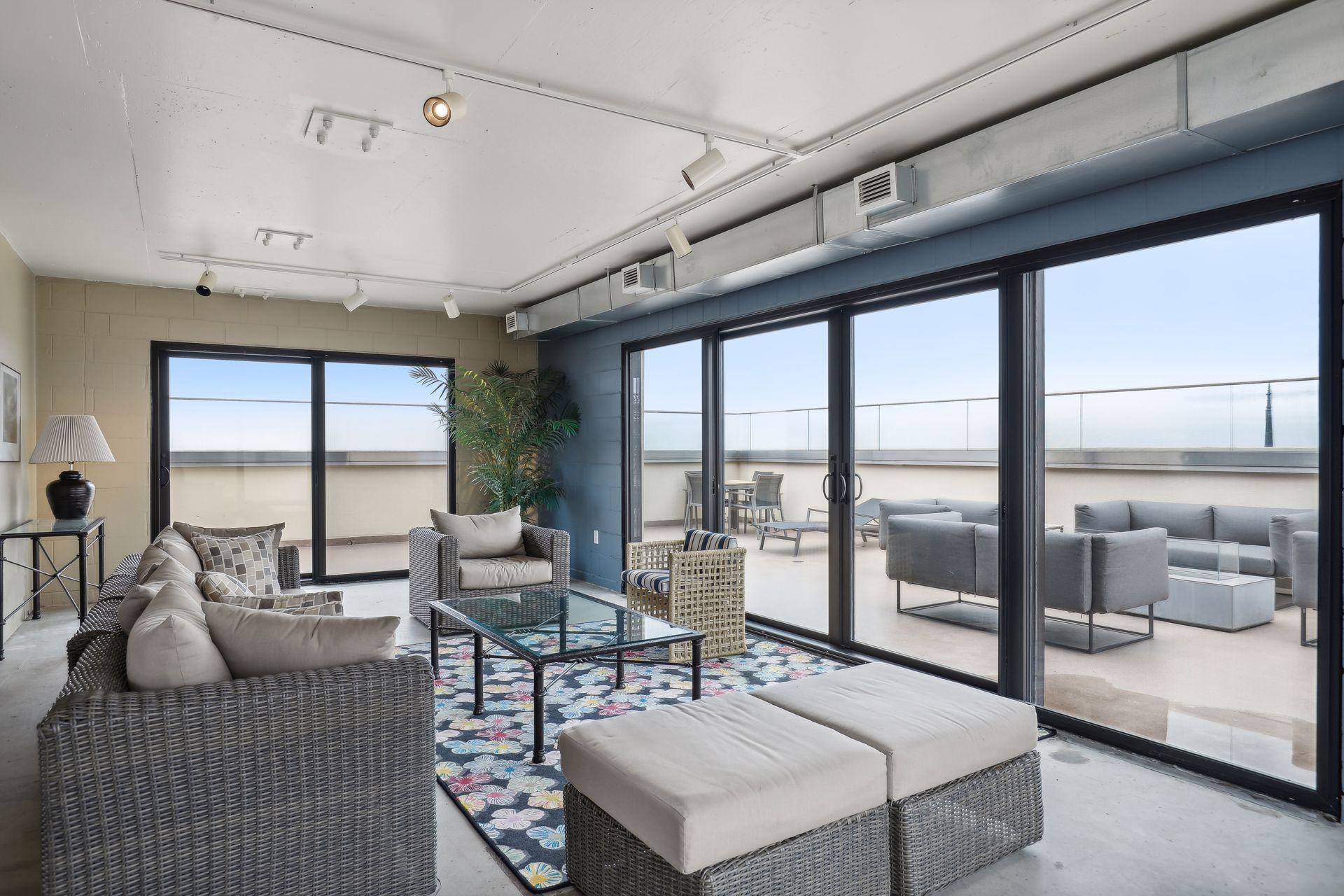 400 Groveland Avenue Unit: 1714