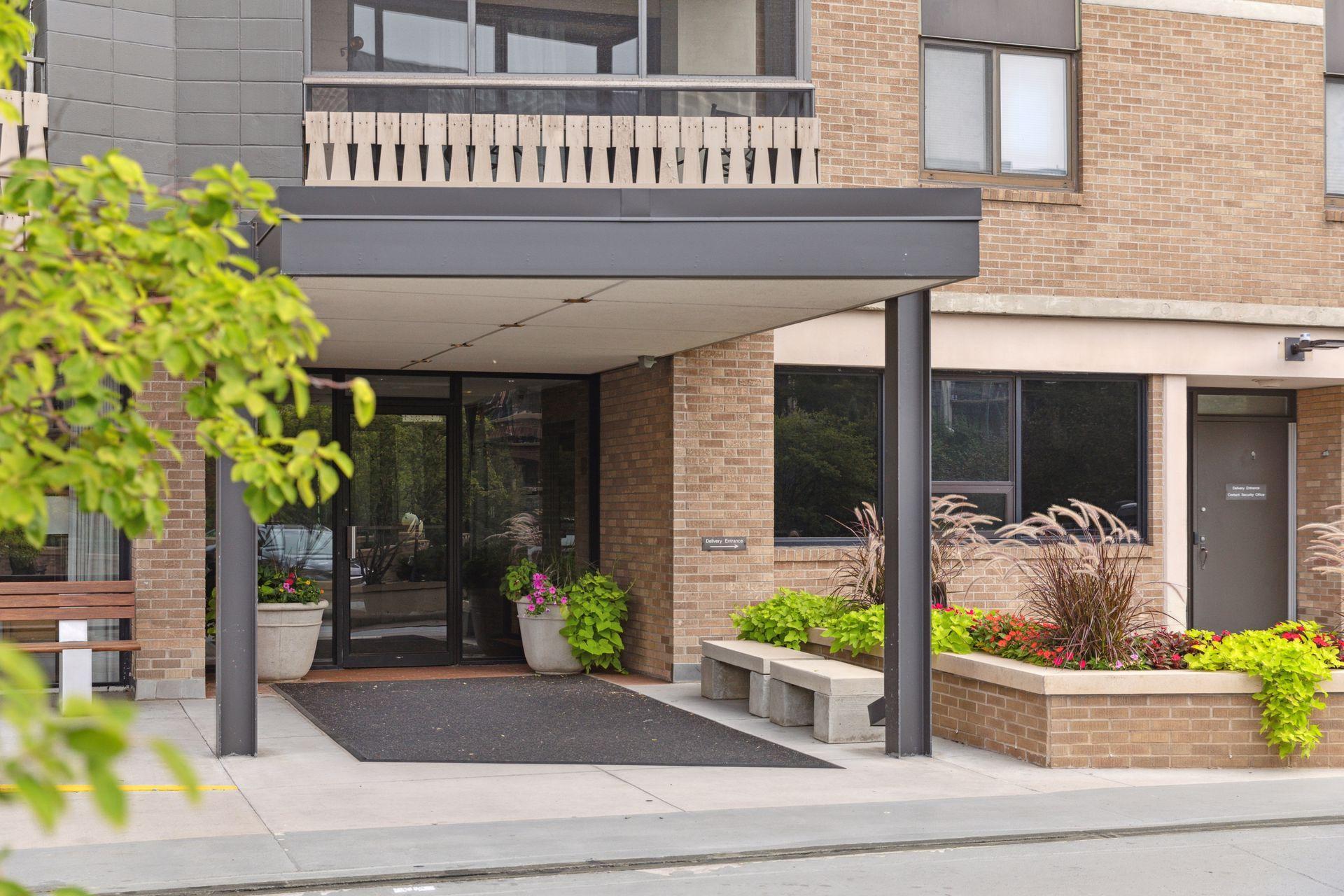 400 Groveland Avenue Unit: 1714