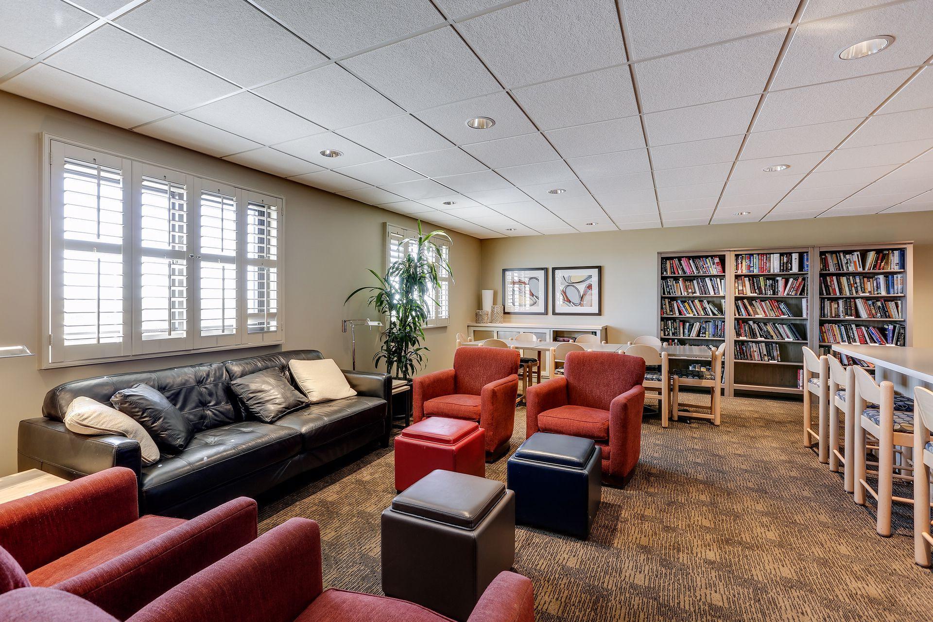 400 Groveland Avenue Unit: 1714