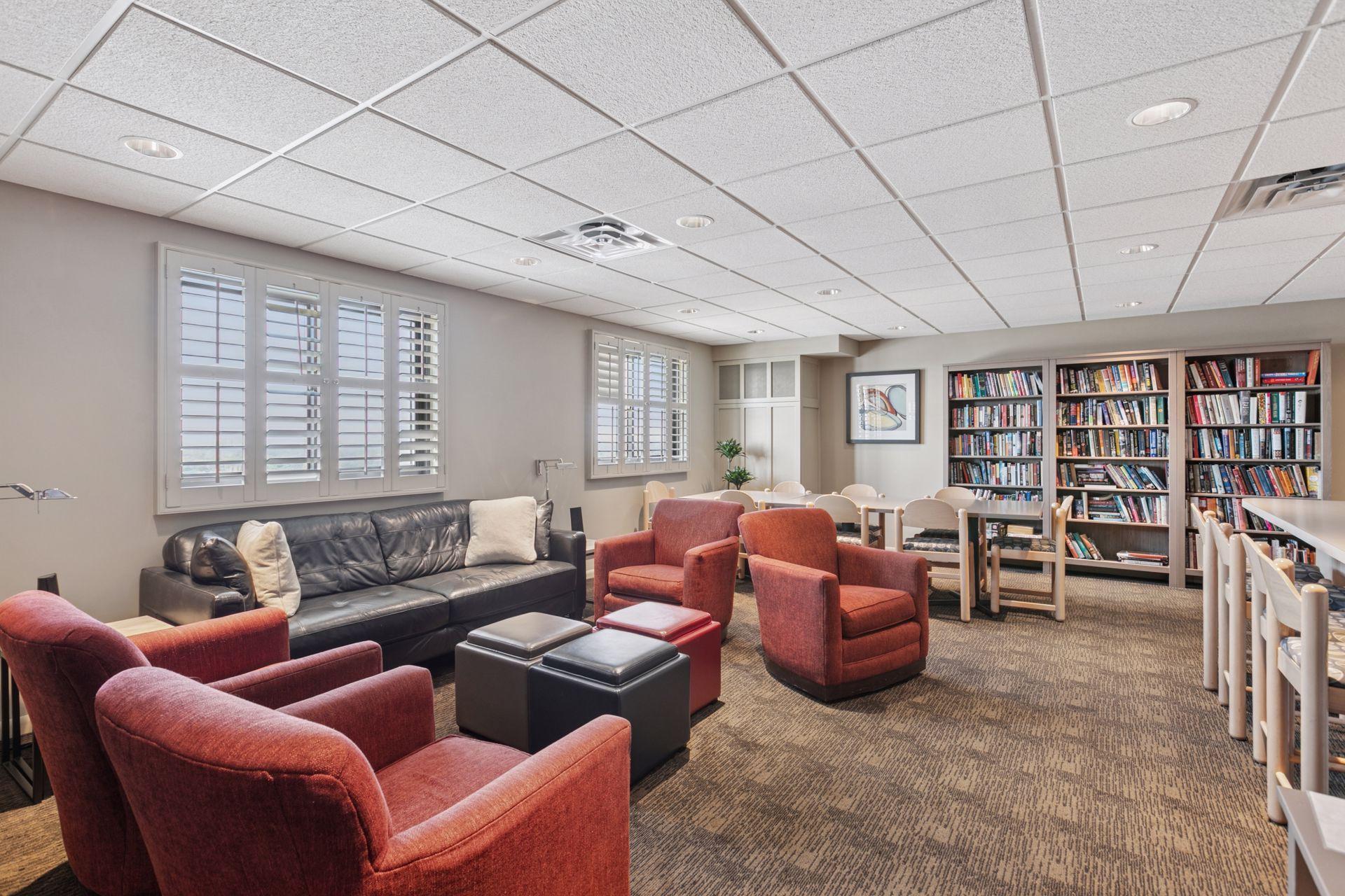 400 Groveland Avenue Unit: 1714