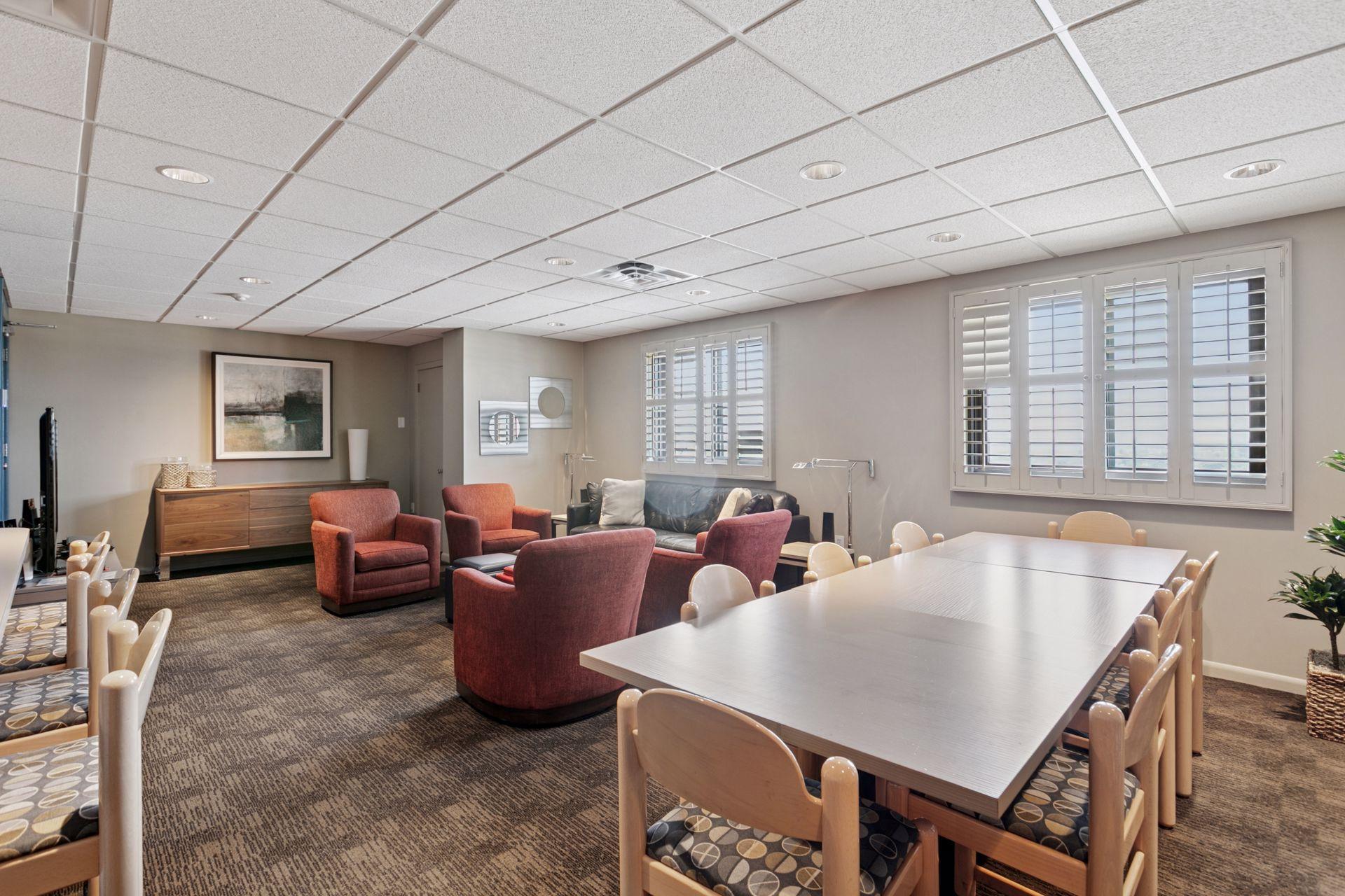 400 Groveland Avenue Unit: 1714