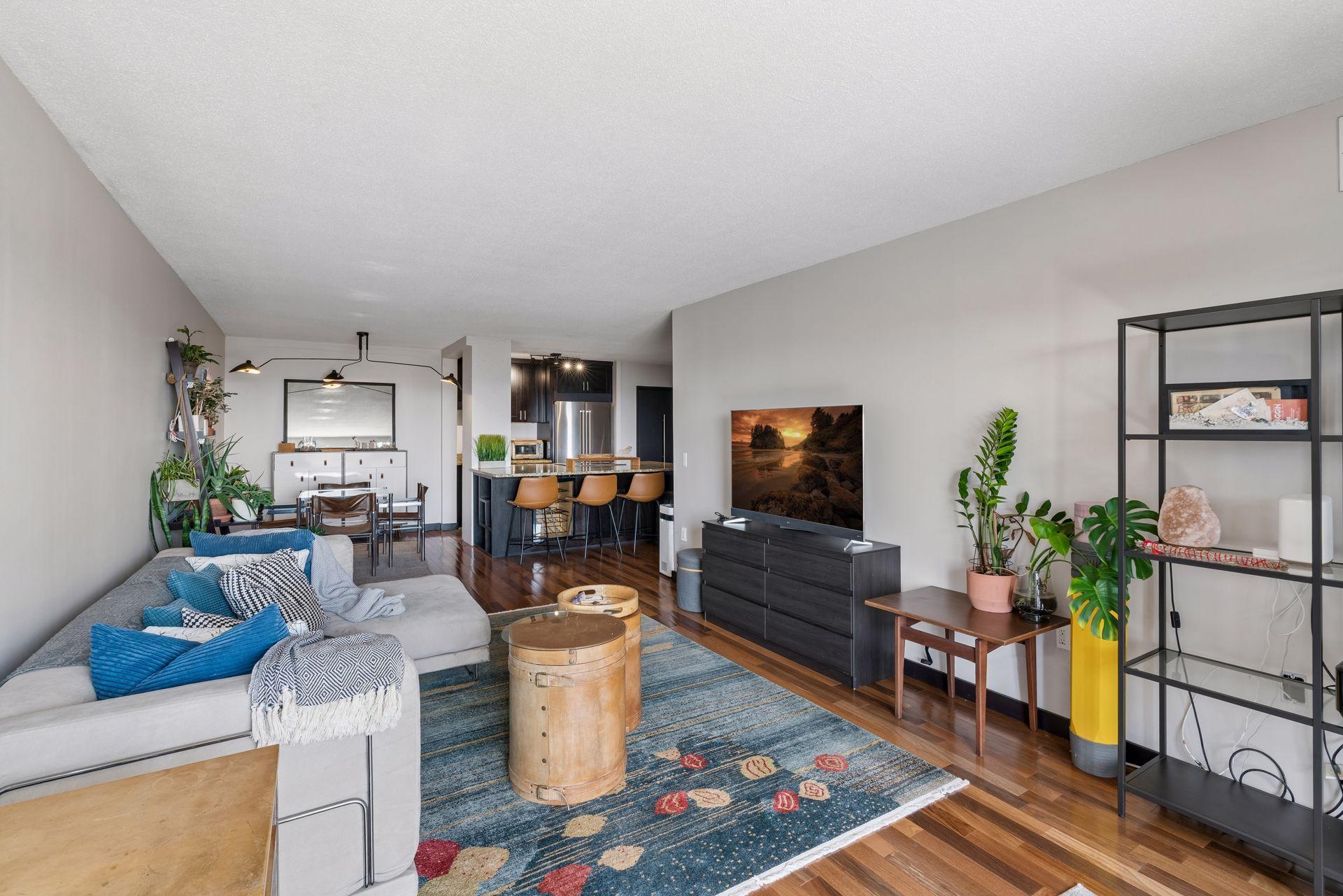 400 Groveland Avenue Unit: 1714