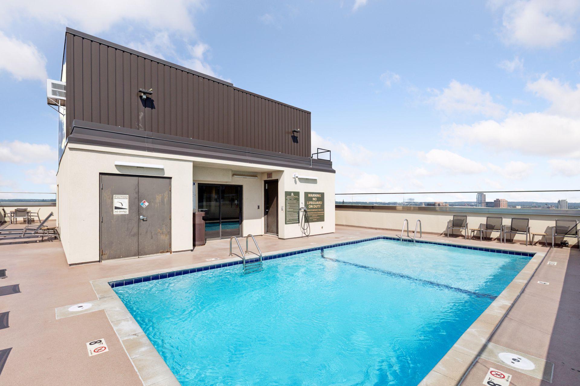 400 Groveland Avenue Unit: 1714