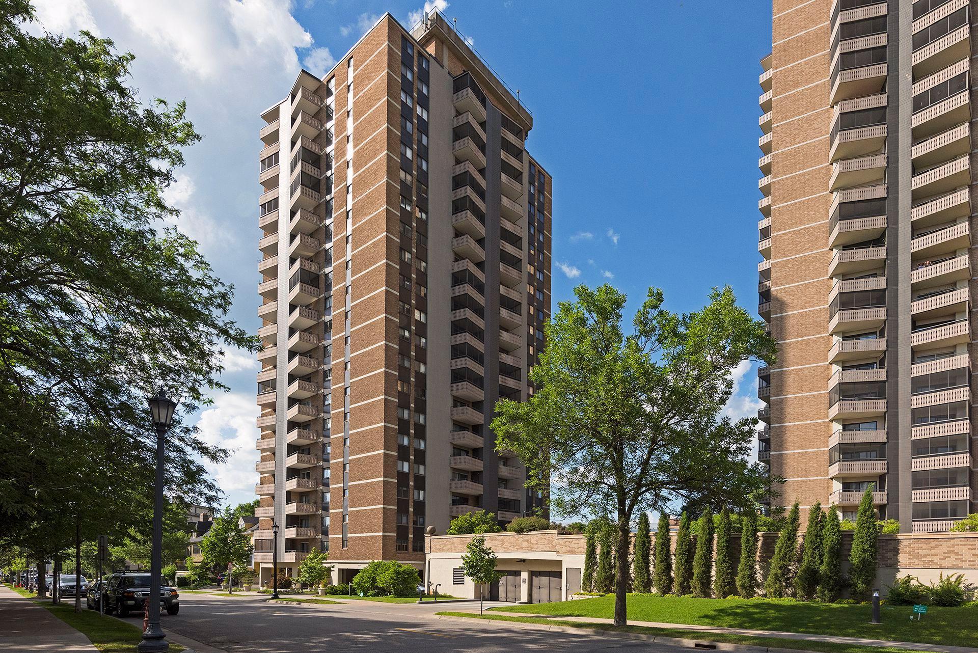 400 Groveland Avenue Unit: 1714