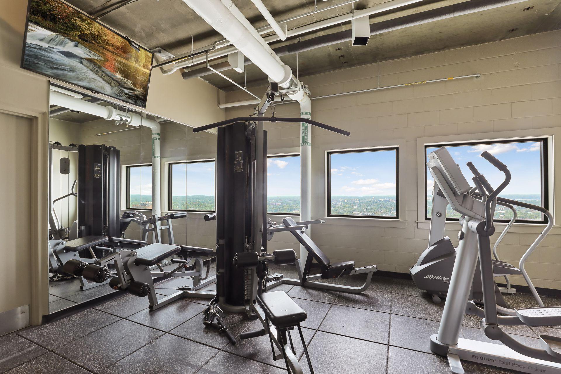 400 Groveland Avenue Unit: 1714