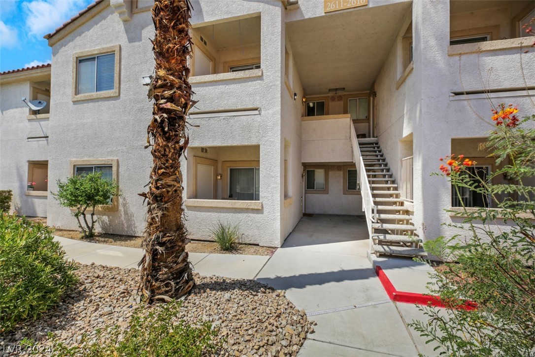 855 North Stephanie Street 2626