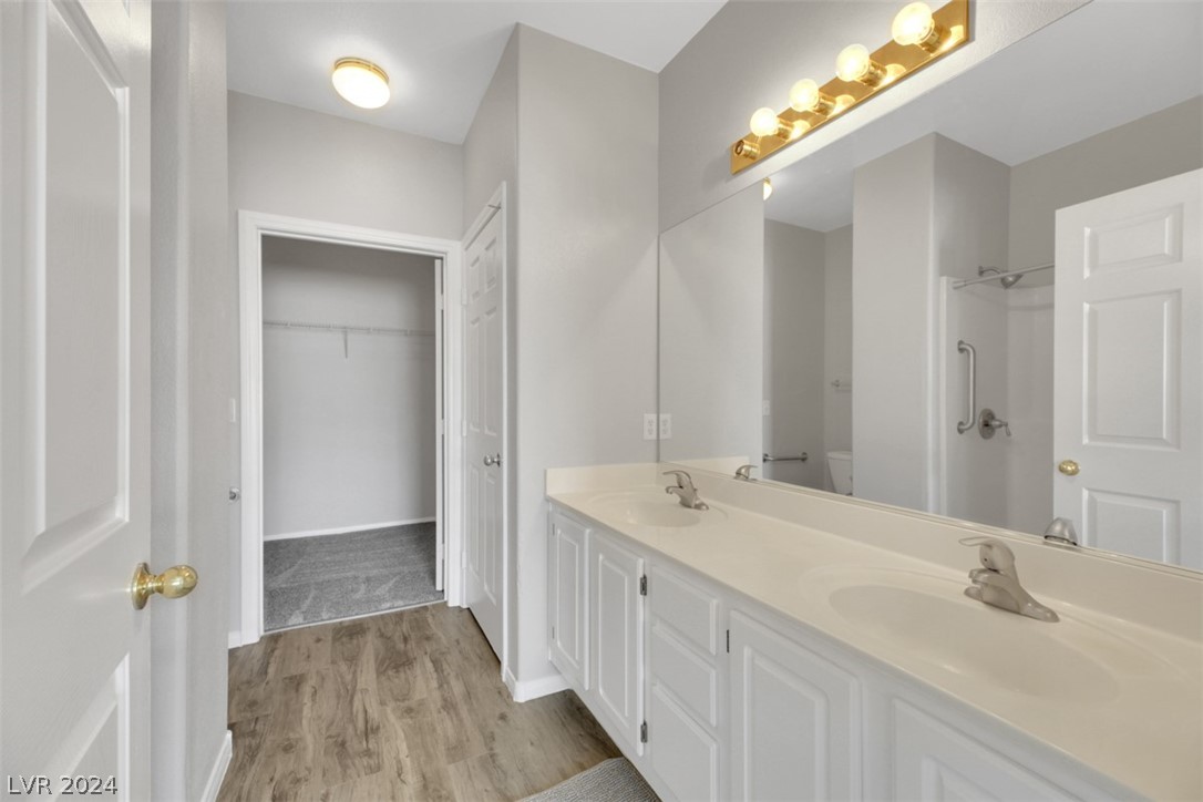 855 North Stephanie Street 2626