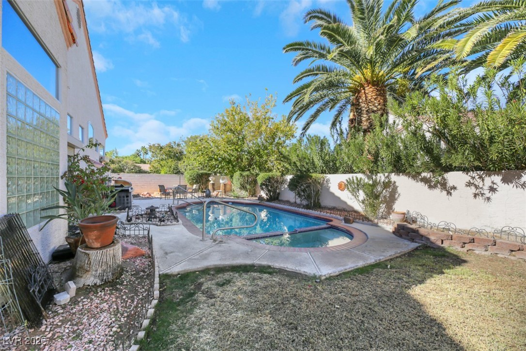 1812 Dalton Drive