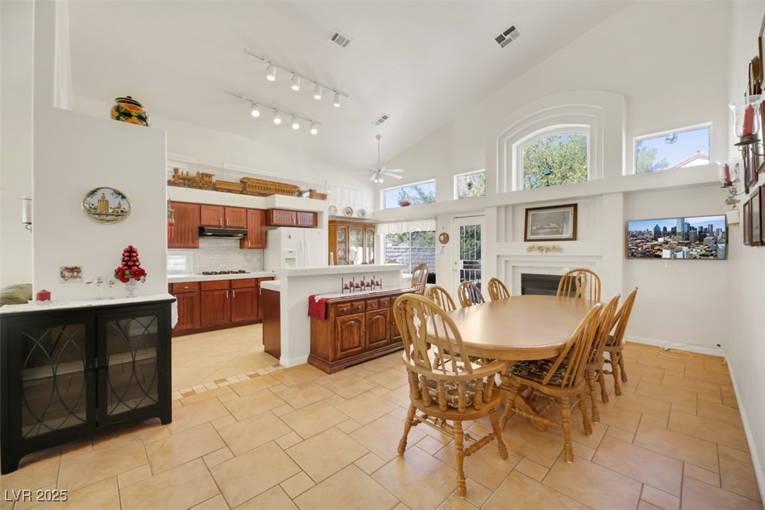 1812 Dalton Drive