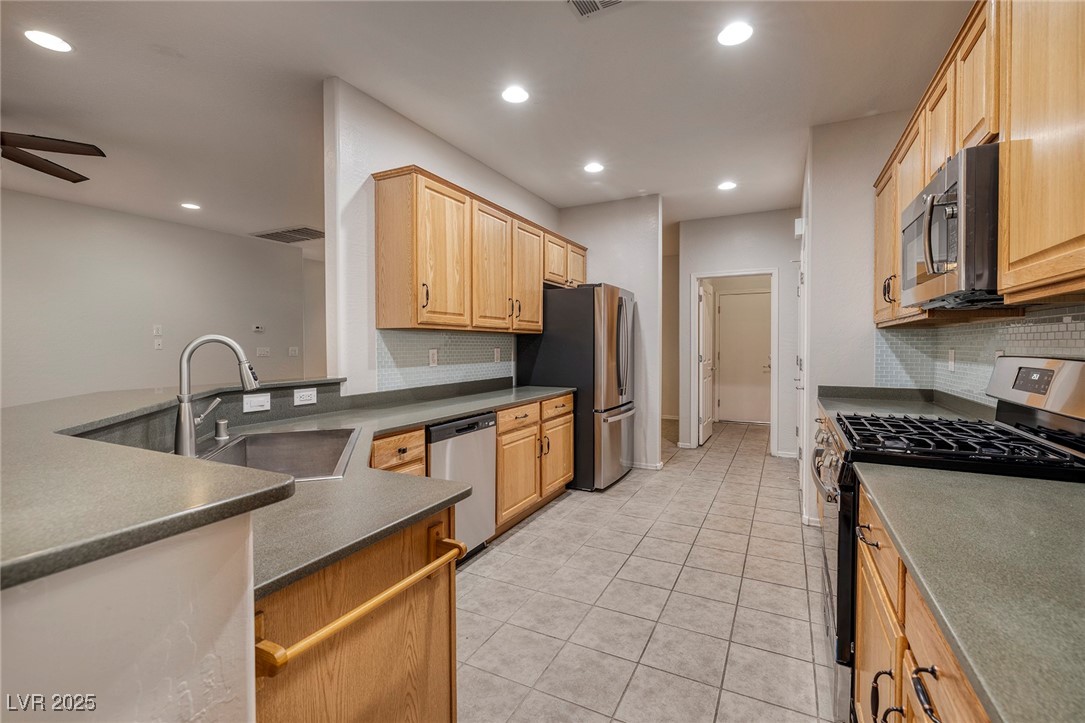 2549 Venus Star Street
