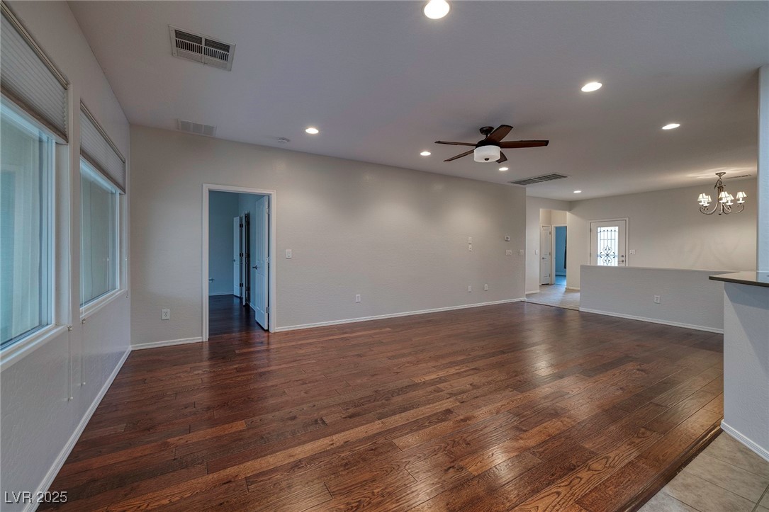 2549 Venus Star Street