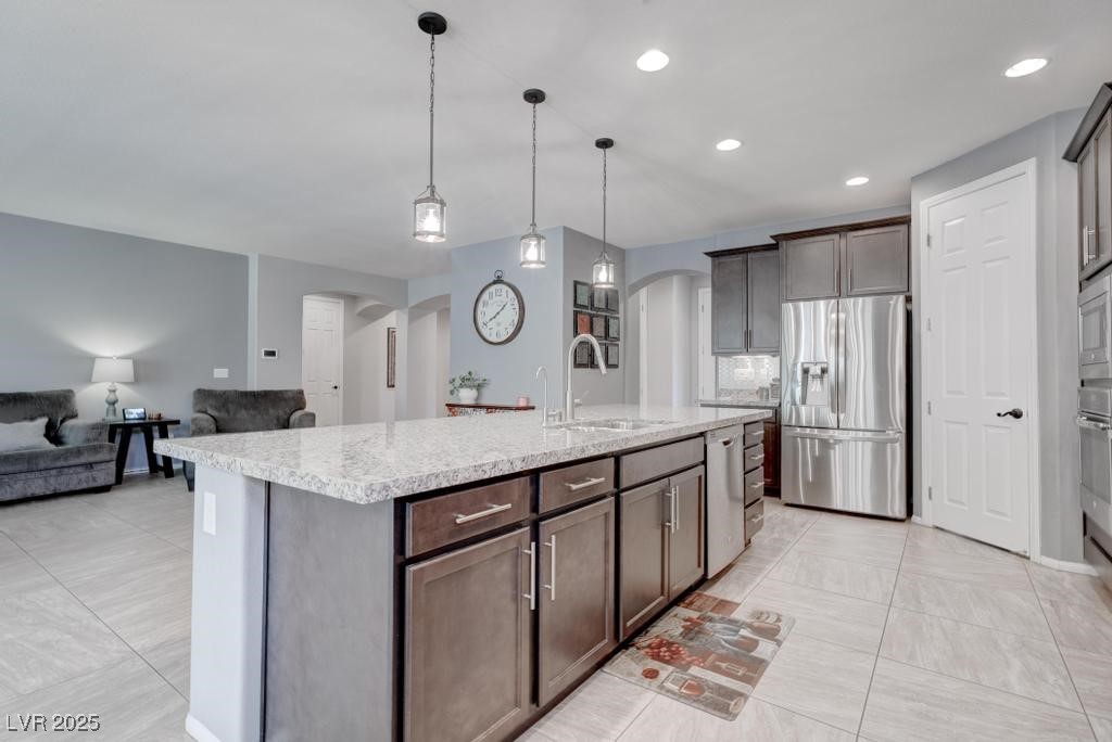 6985 Hopi Summit Court