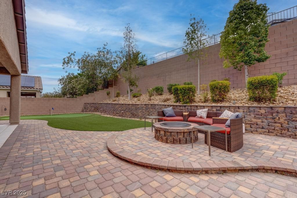 6985 Hopi Summit Court