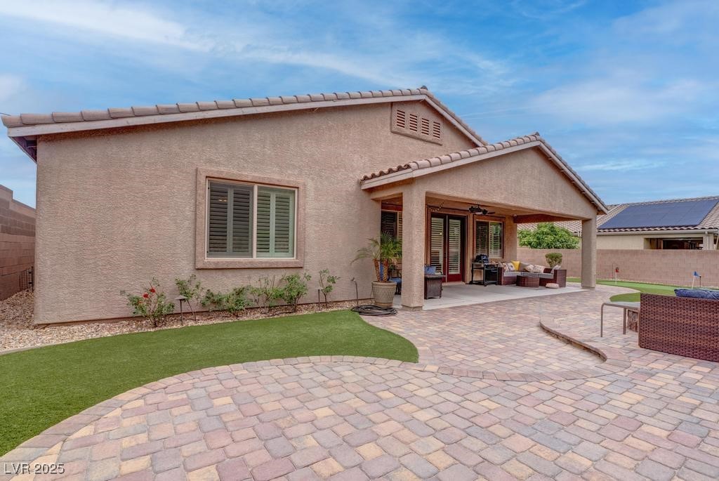 6985 Hopi Summit Court