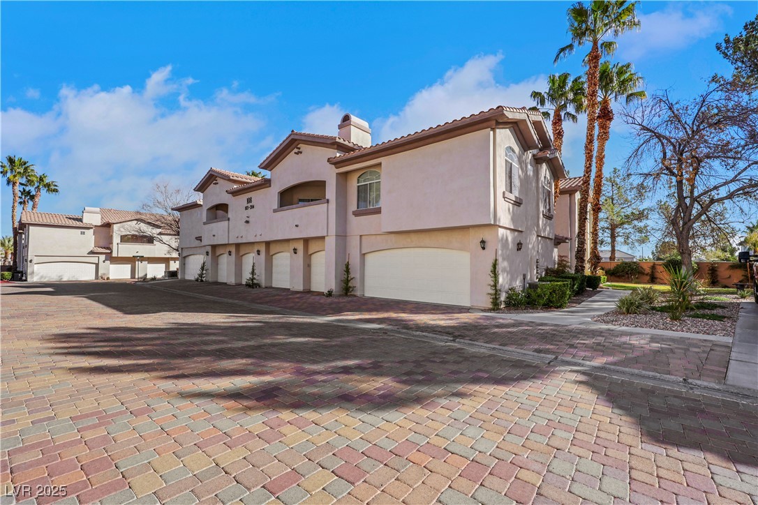 108 Lemon Glaze Street 202