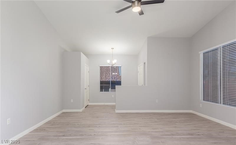 2305 West Horizon Ridge Parkway 524